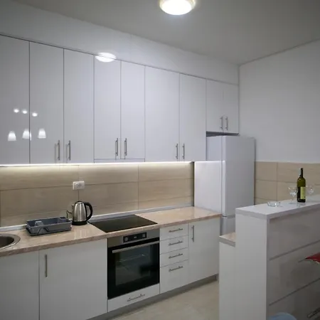 Anica * تريبينيي