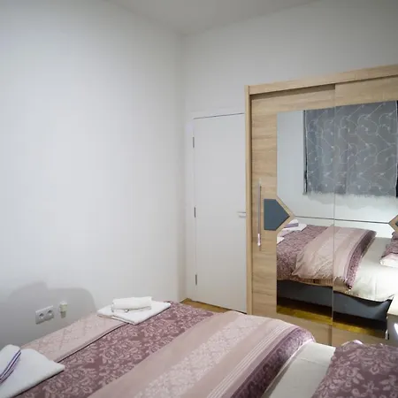 Anica تريبينيي